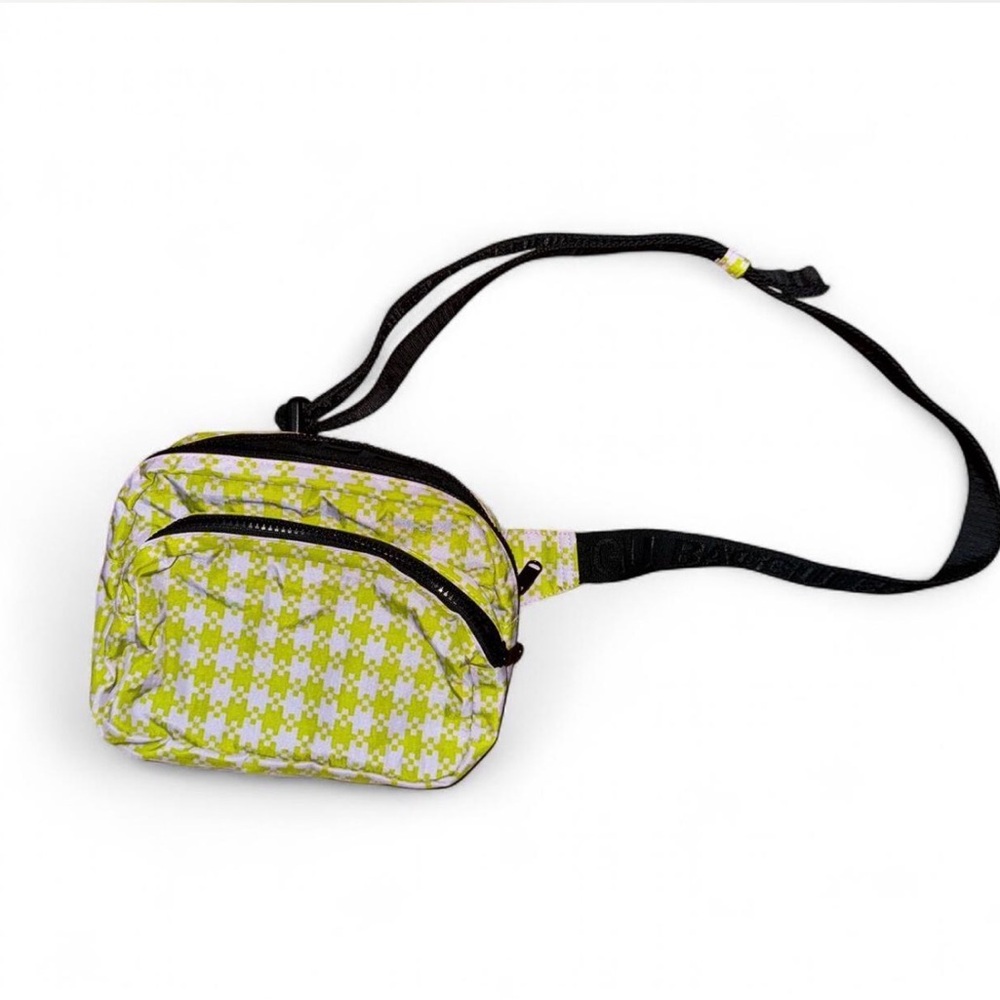 BAGGU Pink Pistachio Pixel Gingham fanny pack